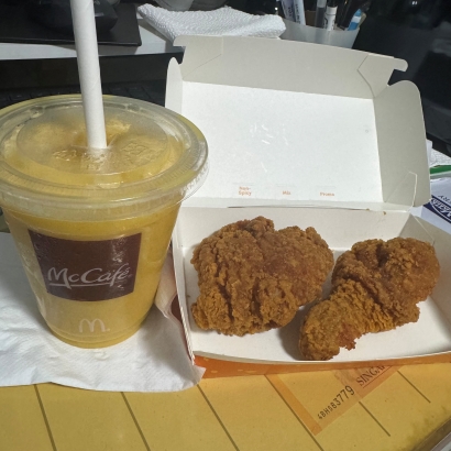 pic of Mcdonald's Caramel Custard Frappe