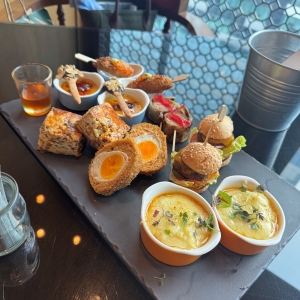 pic of green curry prawn cutlet